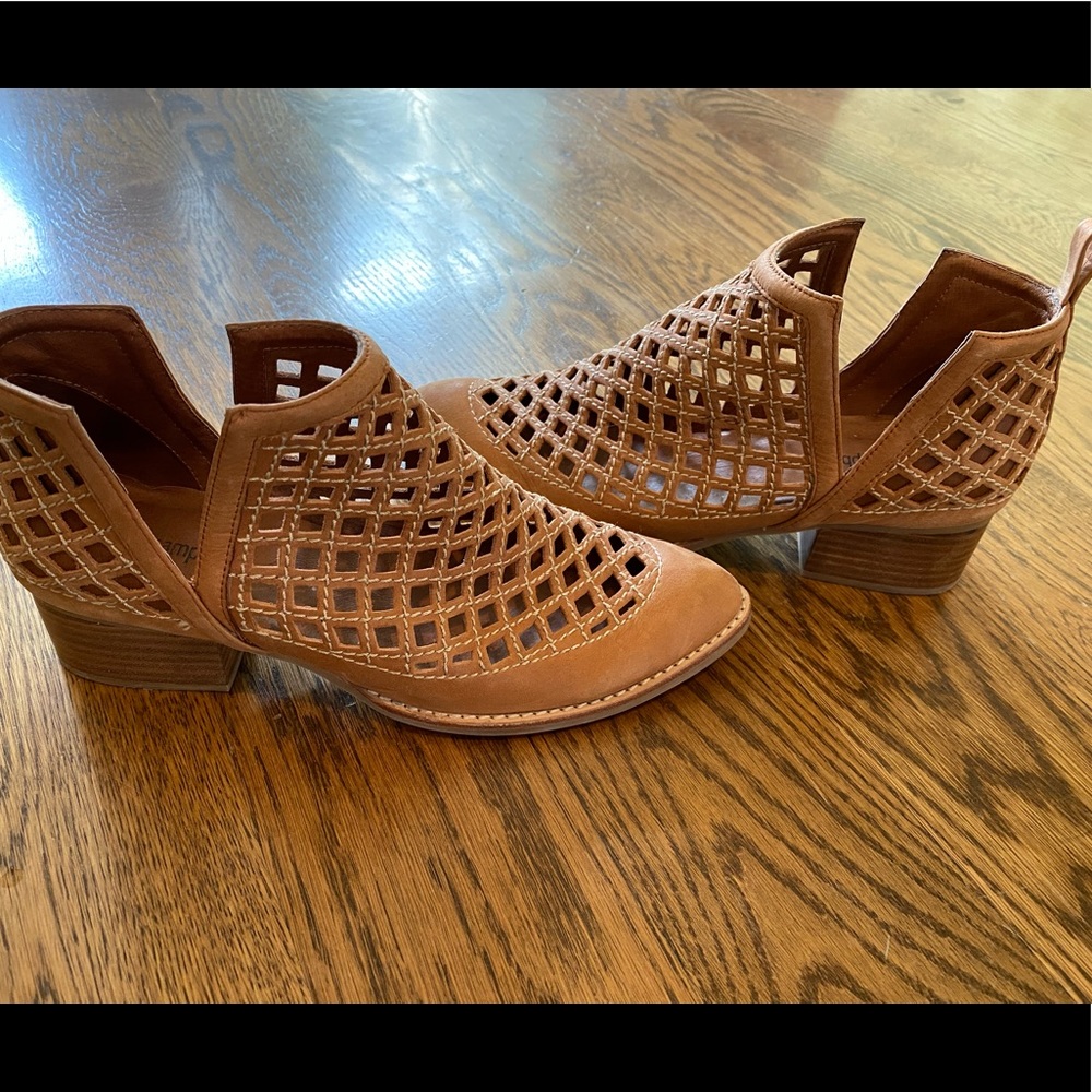 Jeffery Campbell Cutout Taggart Booties